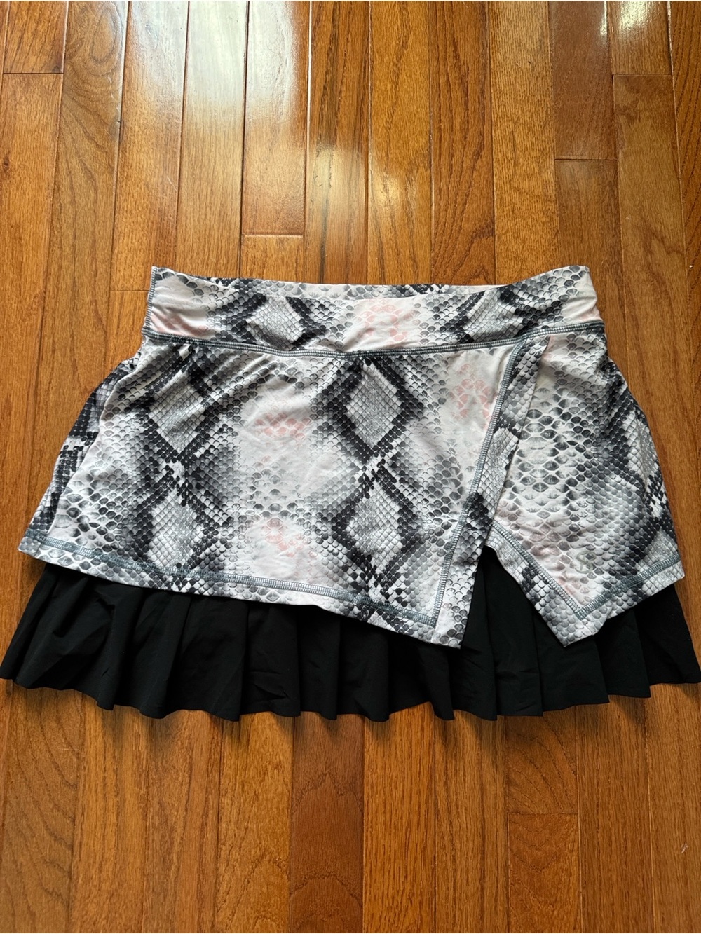 SOFIBELLA TENNIS SKIRT